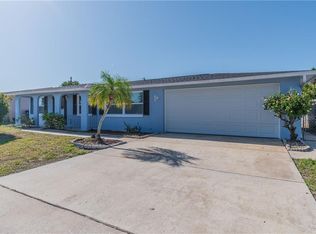 3724 Cherrywood Dr, Holiday, FL 34691