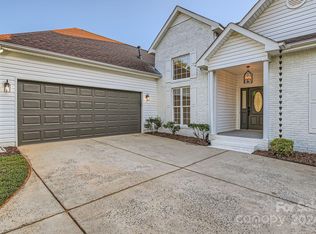 14851 Rexford Chase Ct, Matthews, NC 28104