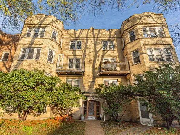 6327 N Rockwell St #2N, Chicago, IL 60659