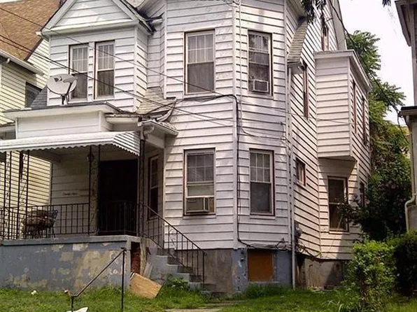 39 S 11th Ave, Mount Vernon, NY 10550