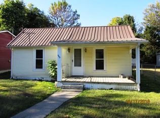 449 Flora Ave, Paducah, KY 42003