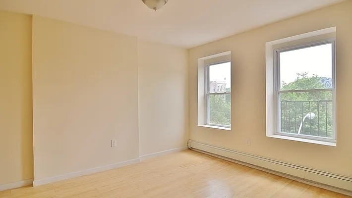 Rented by Owner | media 9