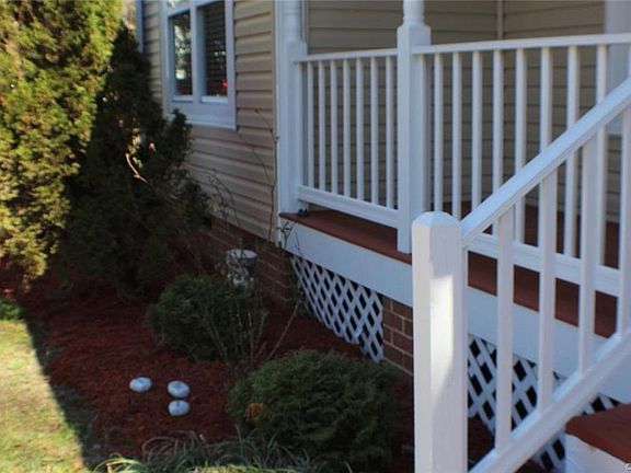 3rd image of 109 Swannee Dr