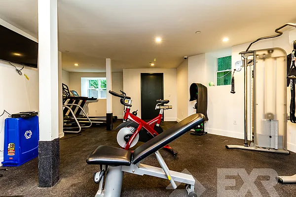 Rented by EXR | media 19