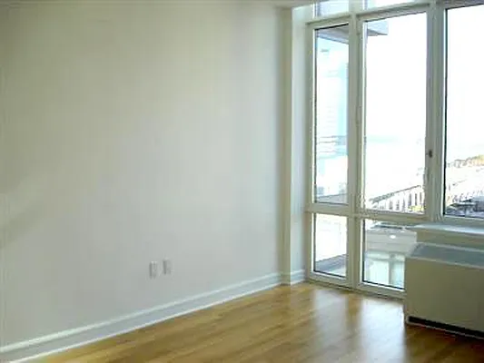 Rented by NY Best Homes Realty | media 21