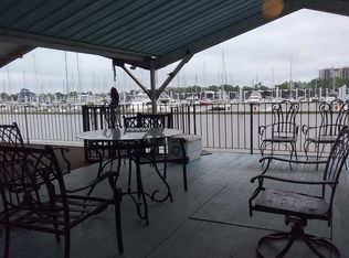 8024 Breakwater Dr UNIT 71, New Orleans, LA 70124