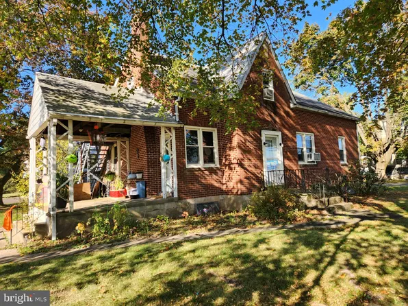 842 Bethlehem Pike APT A, Colmar, PA 18915