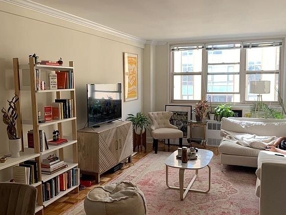 3rd image of 222 E 19th St APT 9H