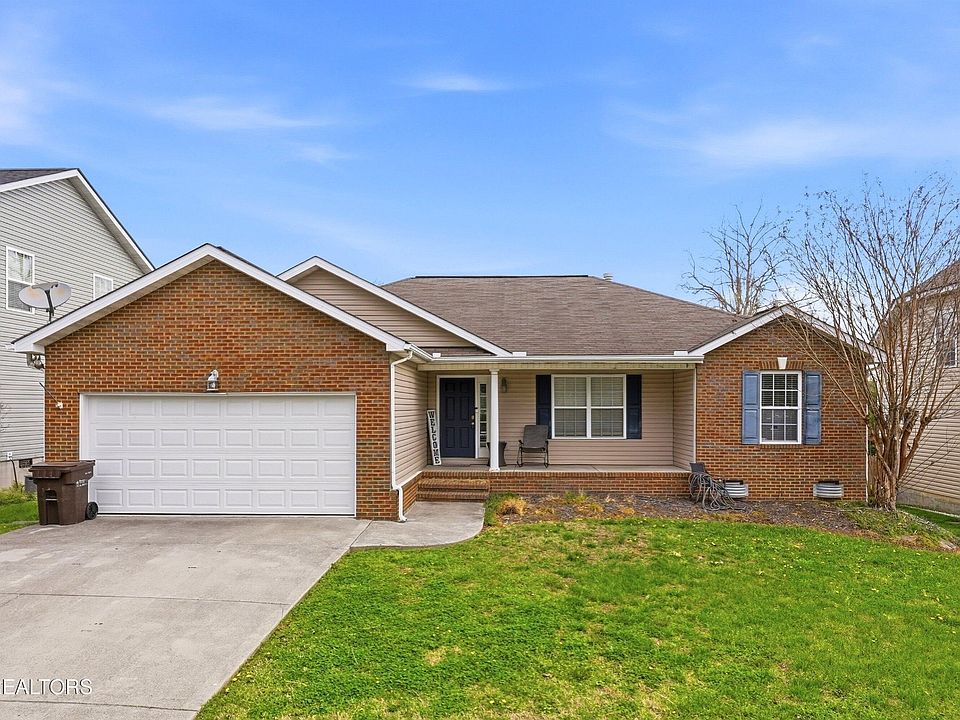 1st image of 3330 Hunt Crest Rd