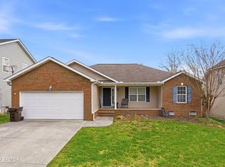 3330 Hunt Crest Rd, Knoxville, TN 37931