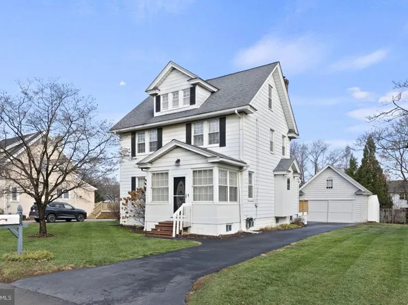 238 Crooked Ln, King Of Prussia, PA 19406