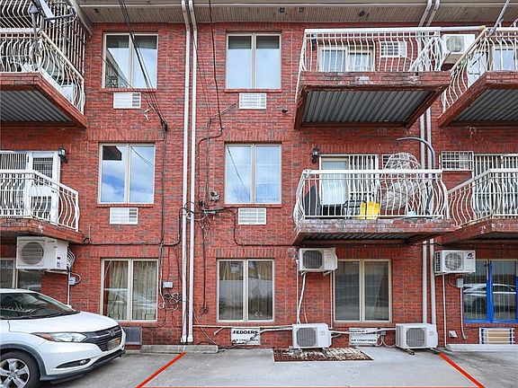 4th image of 8750 18th Ave #1D