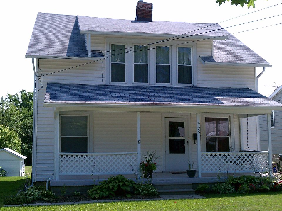 1st image of 225 Elwood Ave