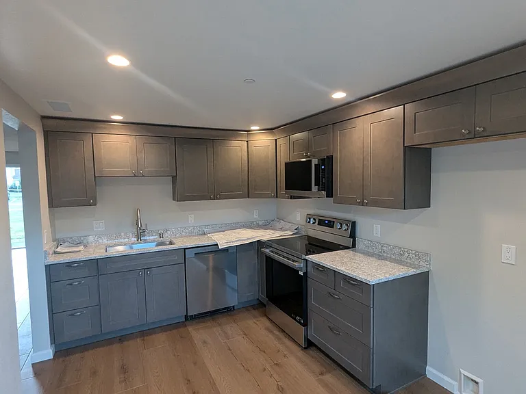 316 Capetown Ct — Photo 2