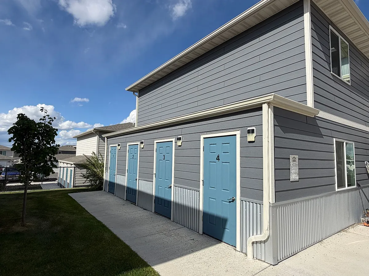 Building Photo - Willowbrook South