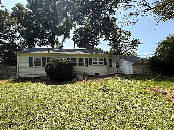 4th image of 264 Slocum Rd