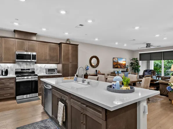 4117 Via Cararra #2, Palm Desert, CA 92260