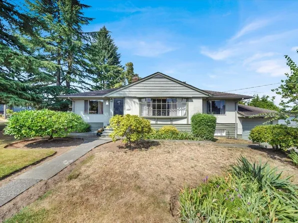 11321 136a St, Surrey, BC V3R 3C4