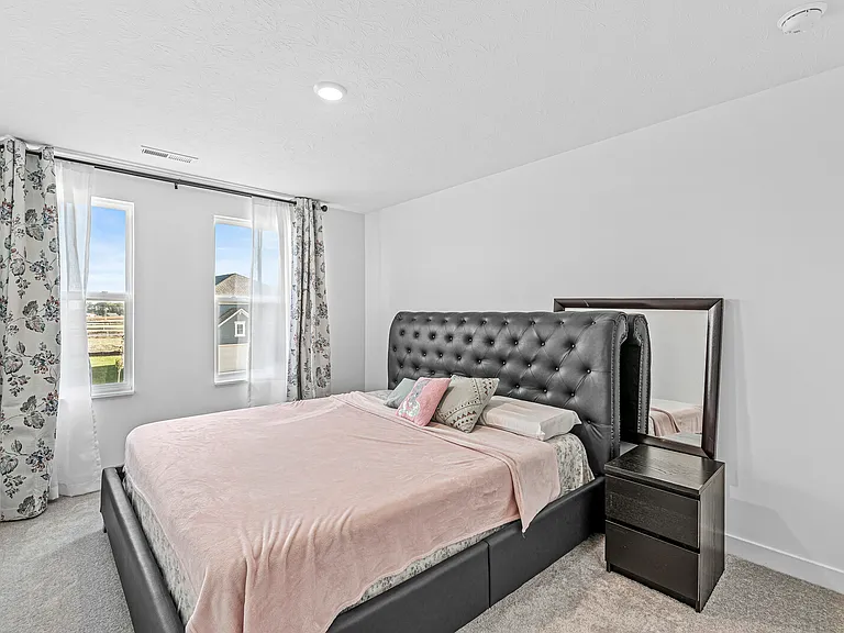 2240 Bauer Creek Dr — Photo 38