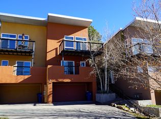 2 Deer Ct, Los Alamos, NM 87544