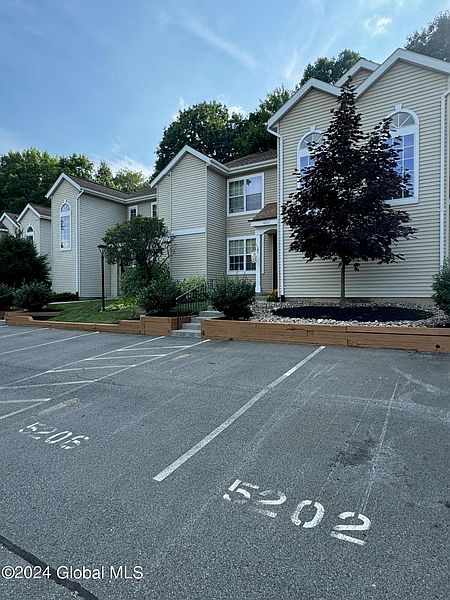 2nd image of 5206 S Forest Point Drive