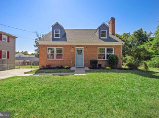 2605 Arts Dr, Fort Washington, MD 20744