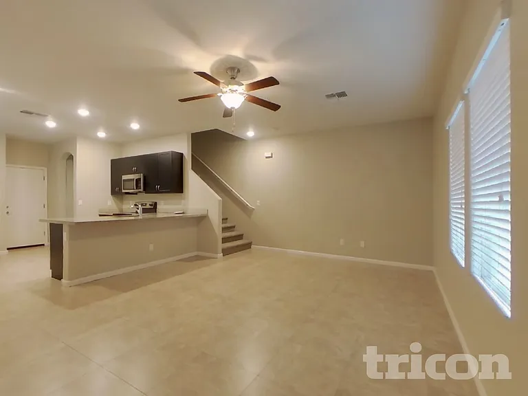 12554 W Hummingbird Ter — Photo 3