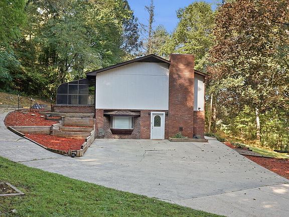 5th image of 1006 Patton Rd
