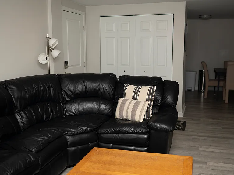 65 N Clarkson St #107 — Photo 7