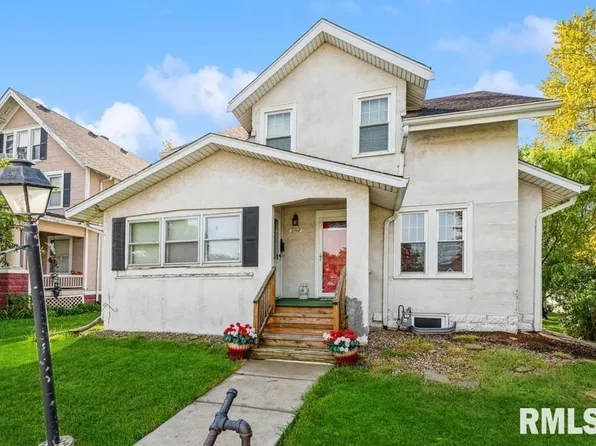 2716 12th Ave, Moline, IL 61265