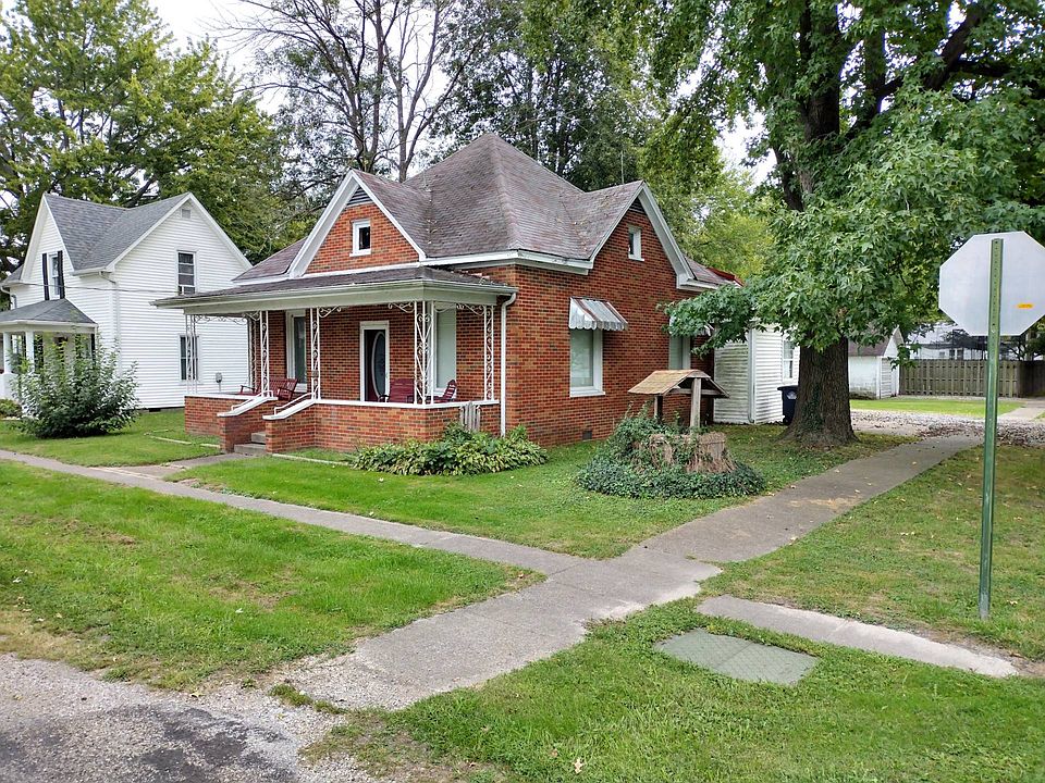 206 Park St, Cisne, IL 62823 MLS 11207898 Zillow