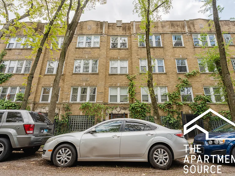 3521 W Argyle St #1 — Photo 7