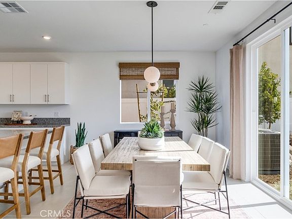5th image of 303 Grand Sky Ln