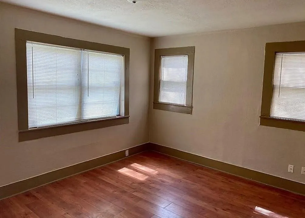 3 bed, 2.0 bath, 1288 sqft, $1,750 — Photo 4