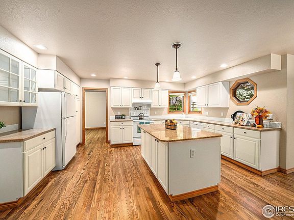5th image of 608 Langdale Dr
