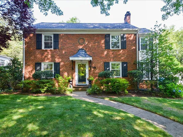 2015 Mount Vernon Rd SW, Roanoke, VA 24015