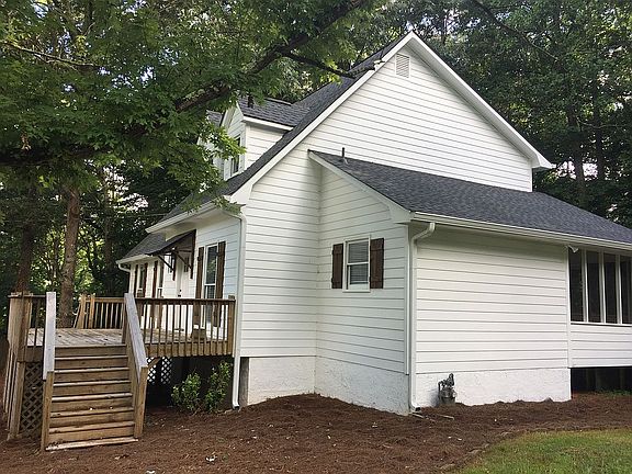 3rd image of 3165 Stone Oak Dr