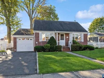 46 Taggart Way, Saddle Brook, NJ, 07663