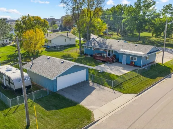2901 Main St S, Minot, ND 58701
