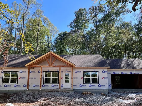 1020 Noel Dr, Cookeville, TN 38506