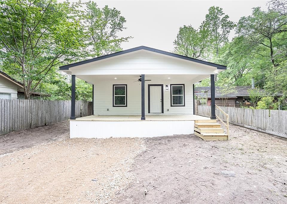 1st image of 16465 Piper Lane