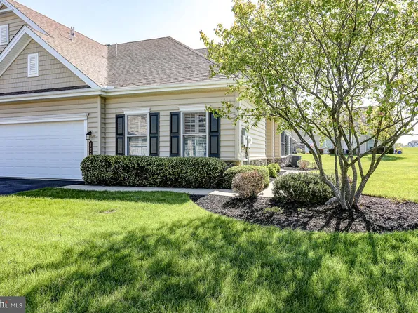 122 Congress Dr, Mechanicsburg, PA 17050