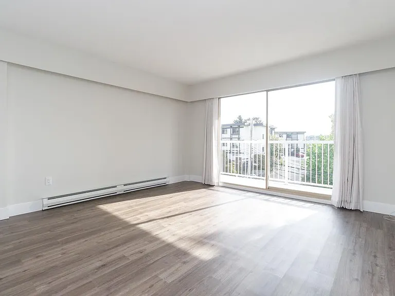 1928 Lee Ave #307 — Photo 28