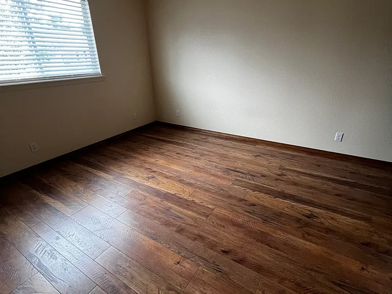 1232 W Harbeck Rd #A — Photo 8