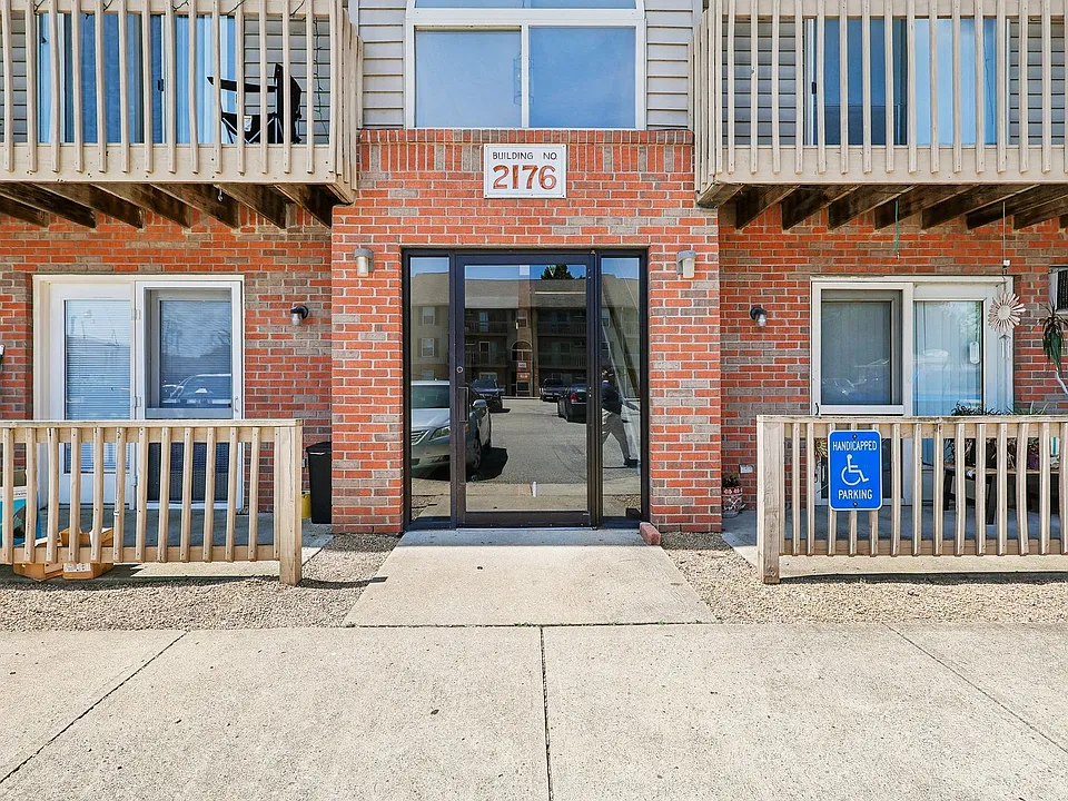 Rising Sun Apartments