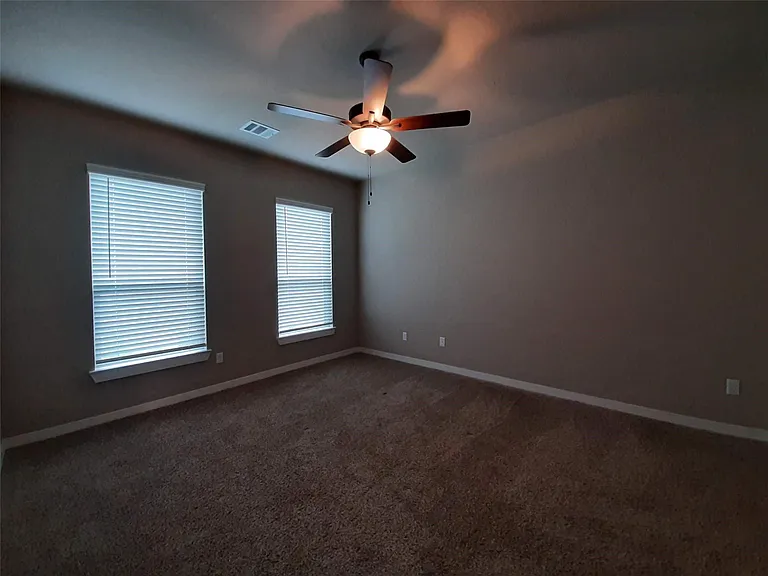 25148 Pacific Wren Dr — Photo 16