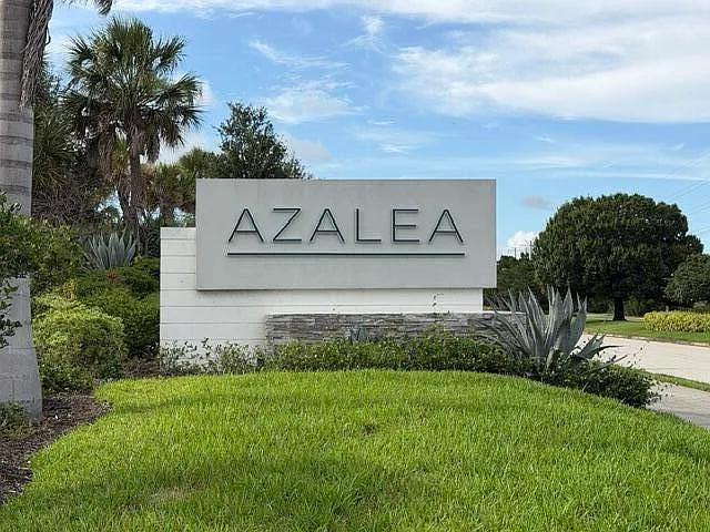 3 bed, 2.0 bath, 1654 sqft, $2,900 — Photo 2