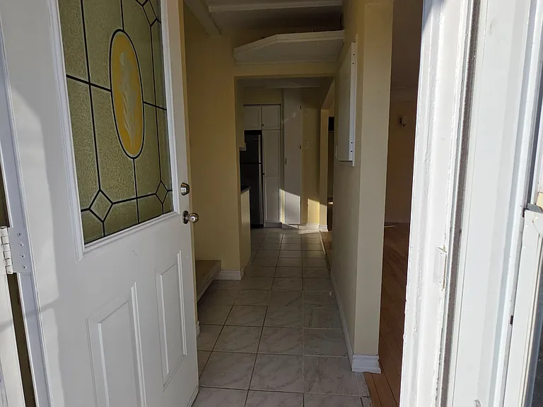 62 Richwill Rd #UPPER — Photo 2