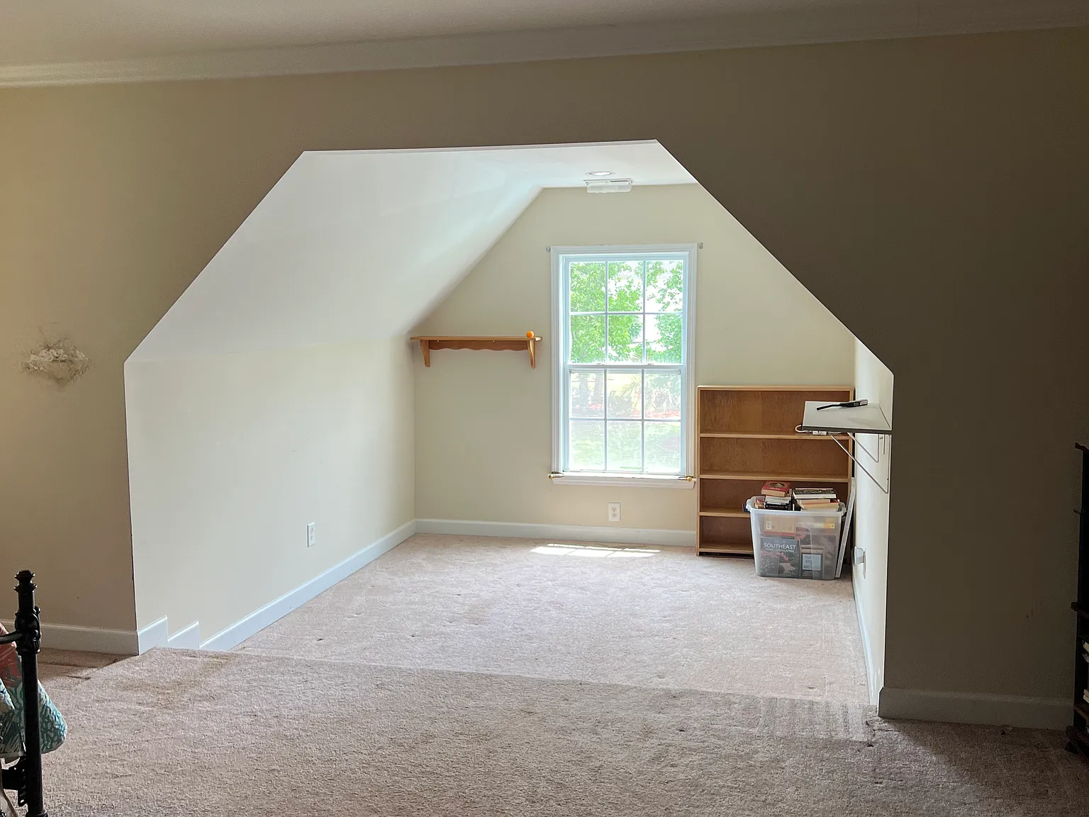 4 bed, 2285 sqft, $1,100 — Photo 4