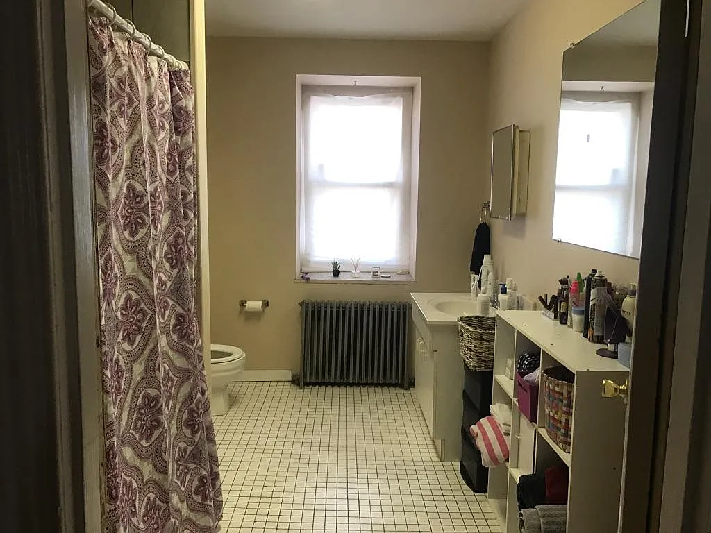 2 bed, 850 sqft, $1,600 — Photo 4